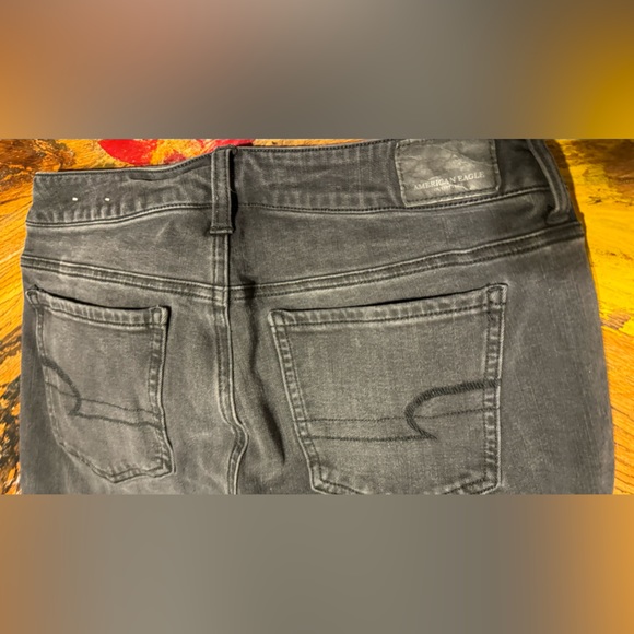 black size 8 American Eagle girls jeans - Picture 2 of 5